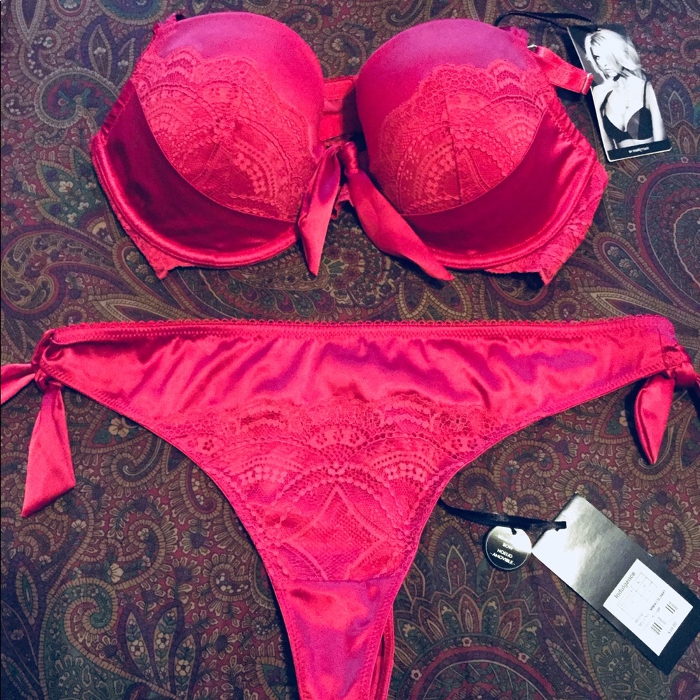 Provocative Bra & Panty